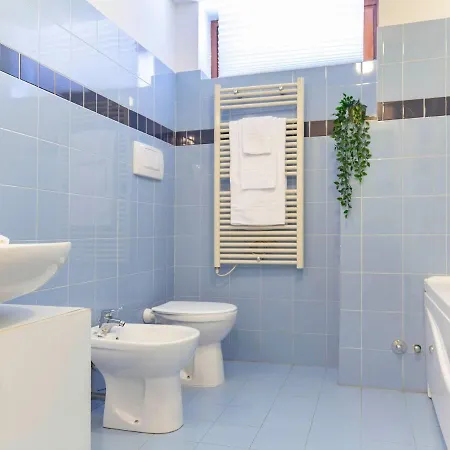 The Rent - Cozy Loft In Corso Sempione District Milan